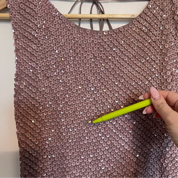 Alice + Olivia silk sequin blush mauve mini dress size 2 - Picture 4 of 10